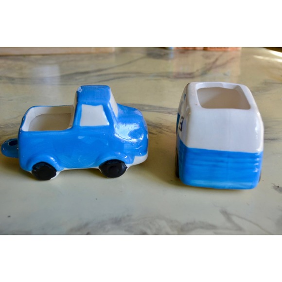 Ceramic Blue Truck & Camper Planter Set Succulents ~ Air Plants - Picture 5 of 7